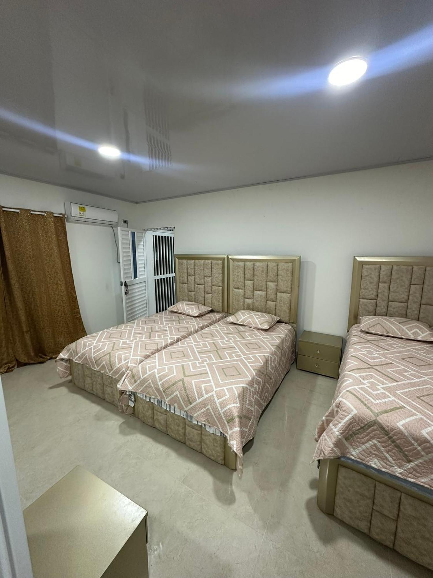 Three Cay Apartment *