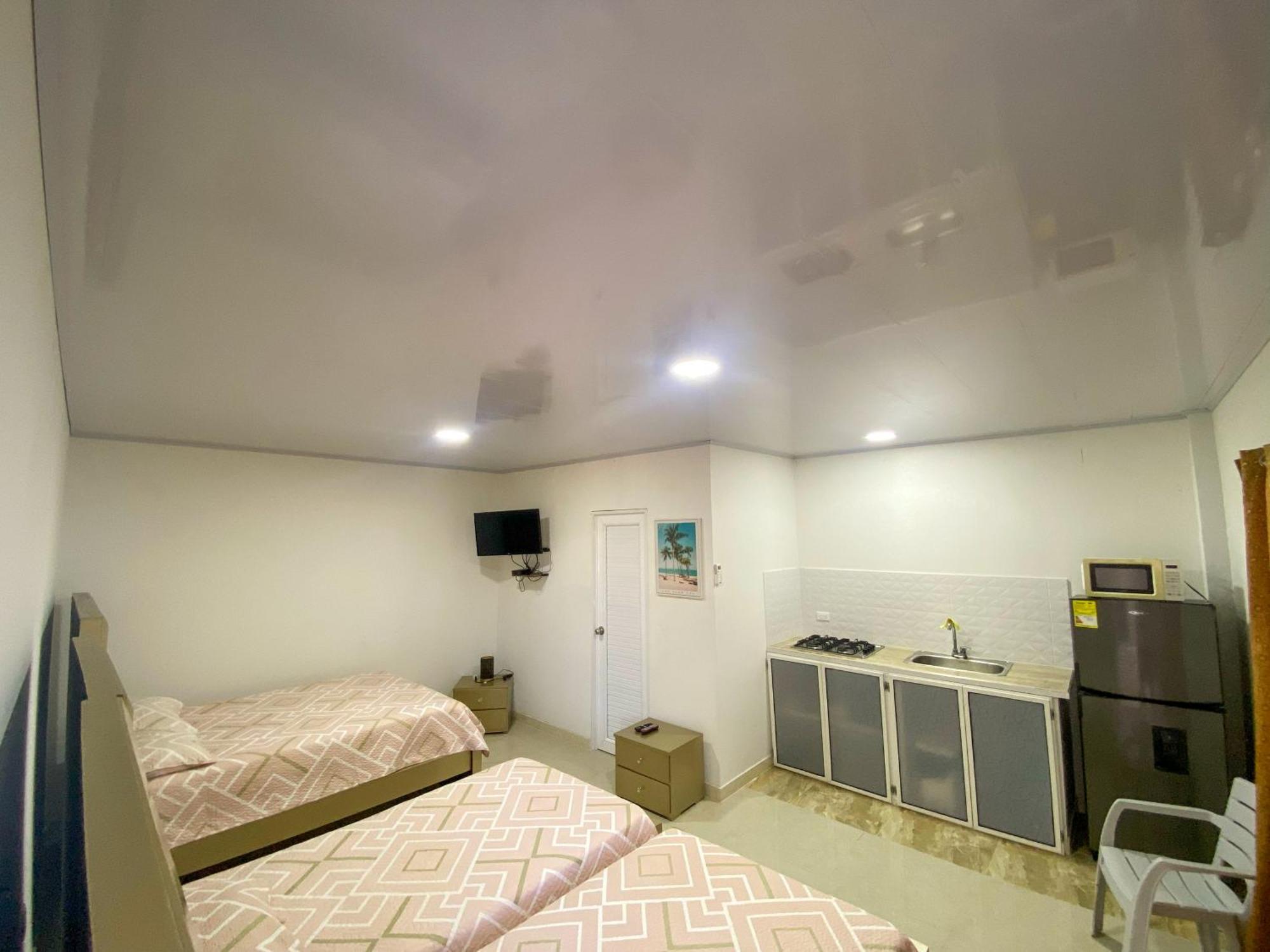 Three Cay Apartment Rocky Point