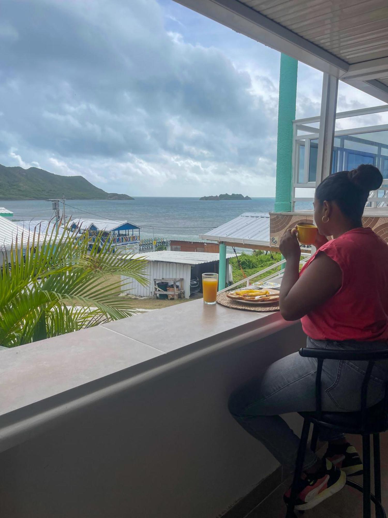 Three Cay Rocky Point
